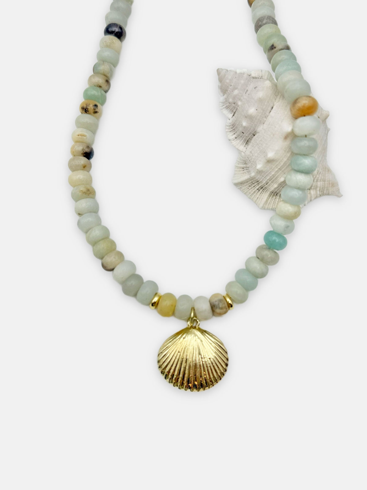 The Shelly Necklace
